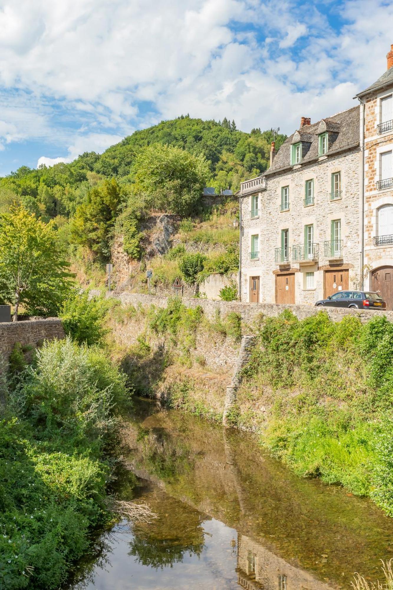 L'Estagnole Villa Estaing  Luaran gambar